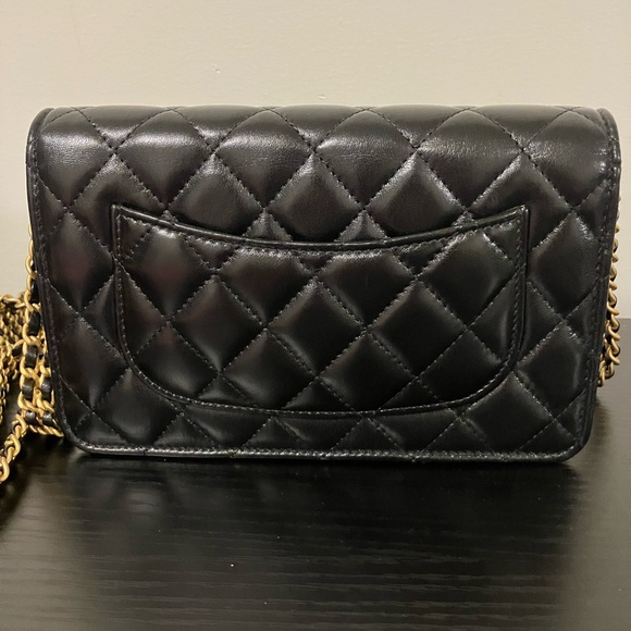 CHANEL O-Mini Sac - Picture 2 of 5